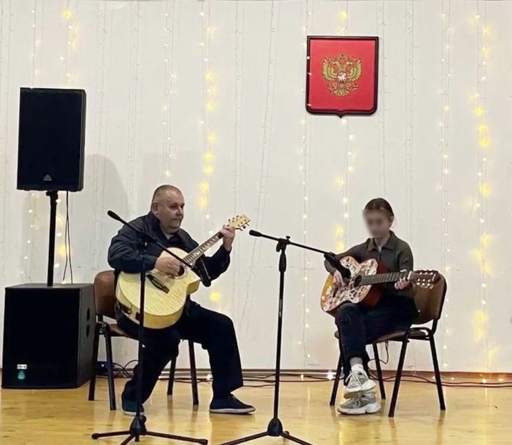 Ігор Попов у Генічеську виступає на концерті